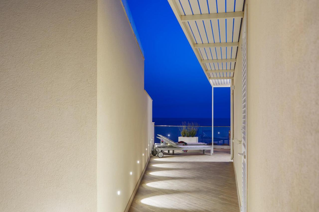 House On The Beach - Isulatravel Испика Экстерьер фото